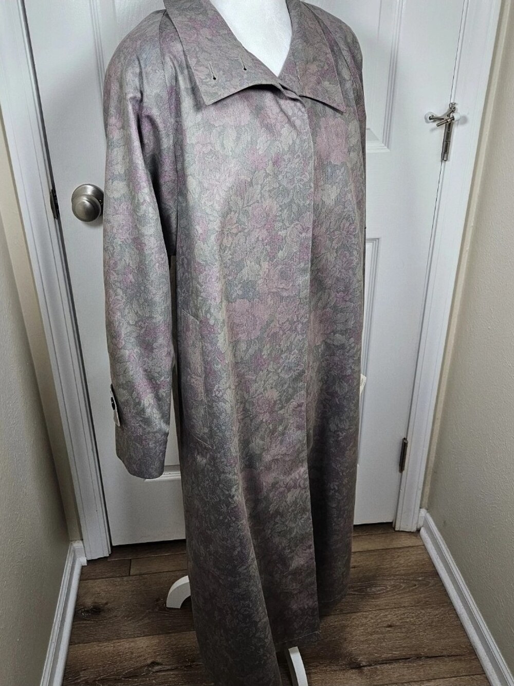 VTG London Fog Duster Rain Coat Willow Teflon USA Floral Women's Size 10 Petite